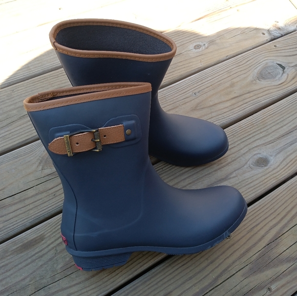 🆕Chooka City Solid Mid Waterproof Rain Boot Navy Blue w/ Brown Trim Size 9 - Picture 4 of 15